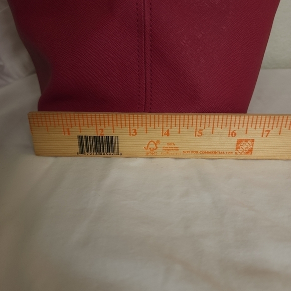 Michael Kors Jet Set Travel Dark Pink Large Shoulder Tote Bag - Picture 9 of 15